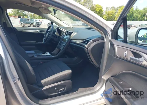 2017 Ford Fusion Se z USA, uszkodzony, nr VIN 3FA6P0H72HR411022